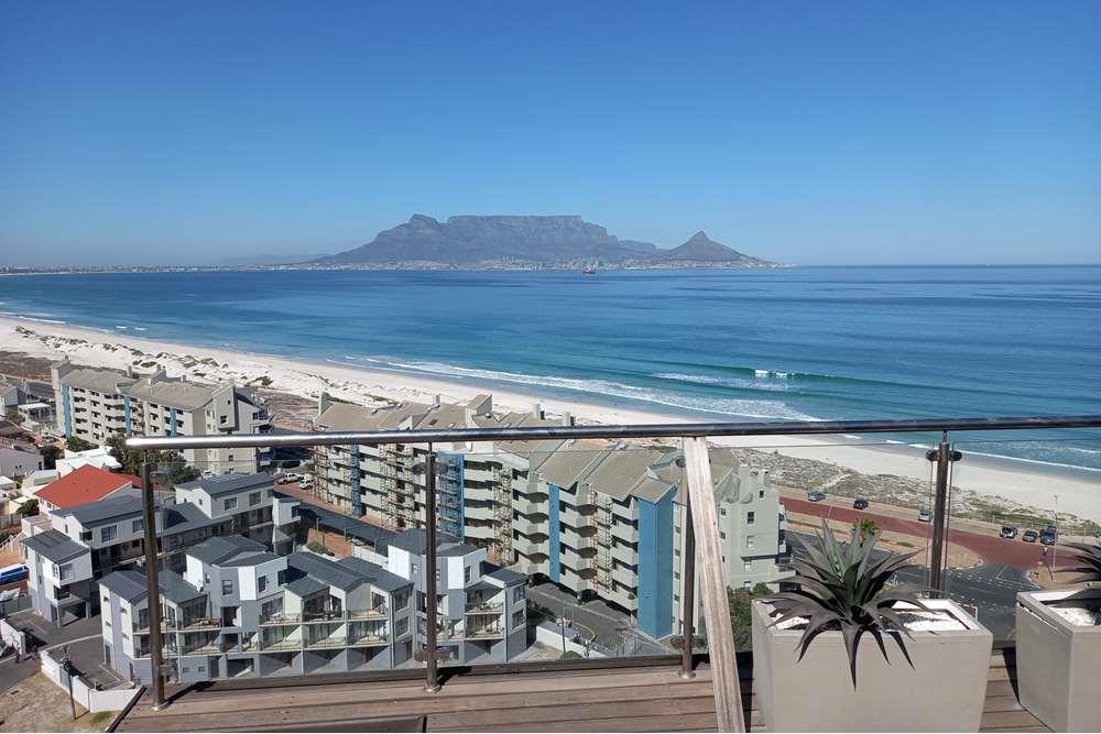 EXQUISITE 3 BEDROOM MODERN APARTMENT ON BLOUBERG BEACHFRONT