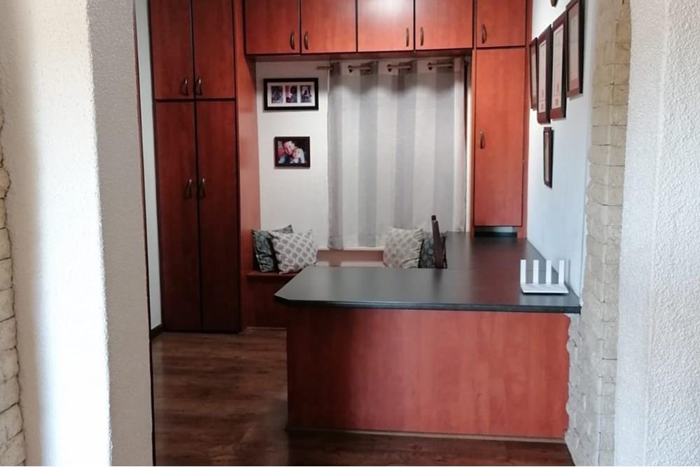 Nice Family 3 Bedroom House near schools in Zoo Park, Kraaifontein