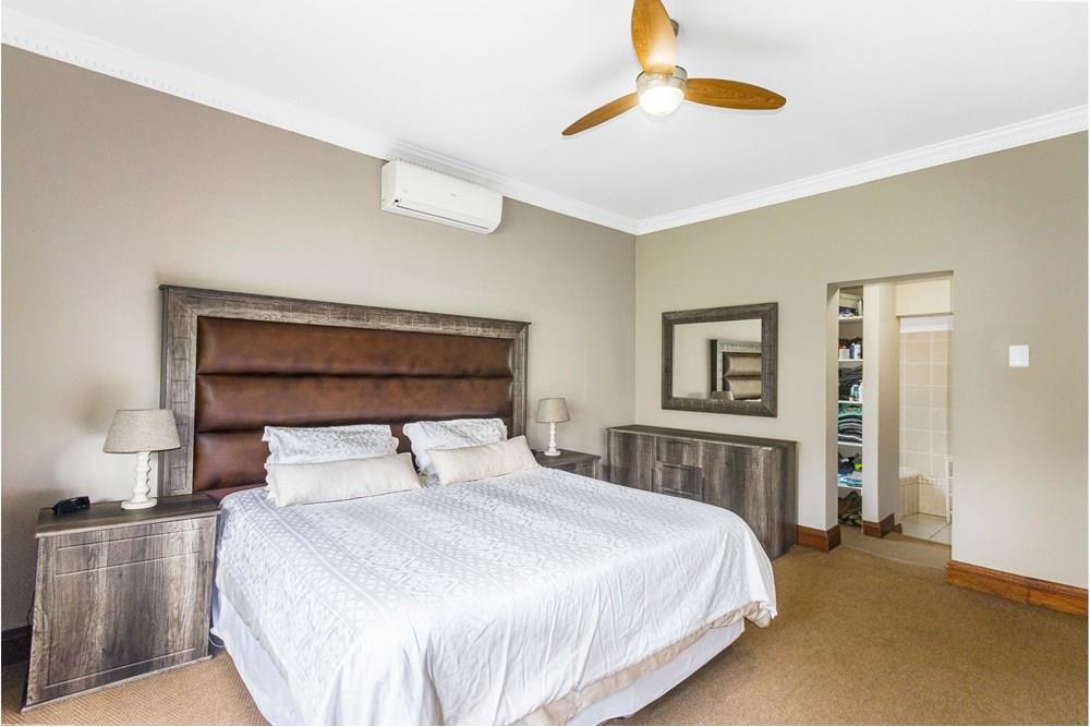 4 Bedroom House Selling in Menlo Park