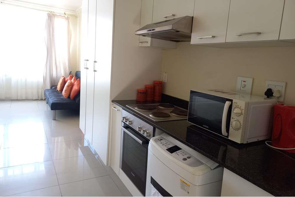 Fully Furnished Studio Apartment for Sale in Umhlanga Ridge