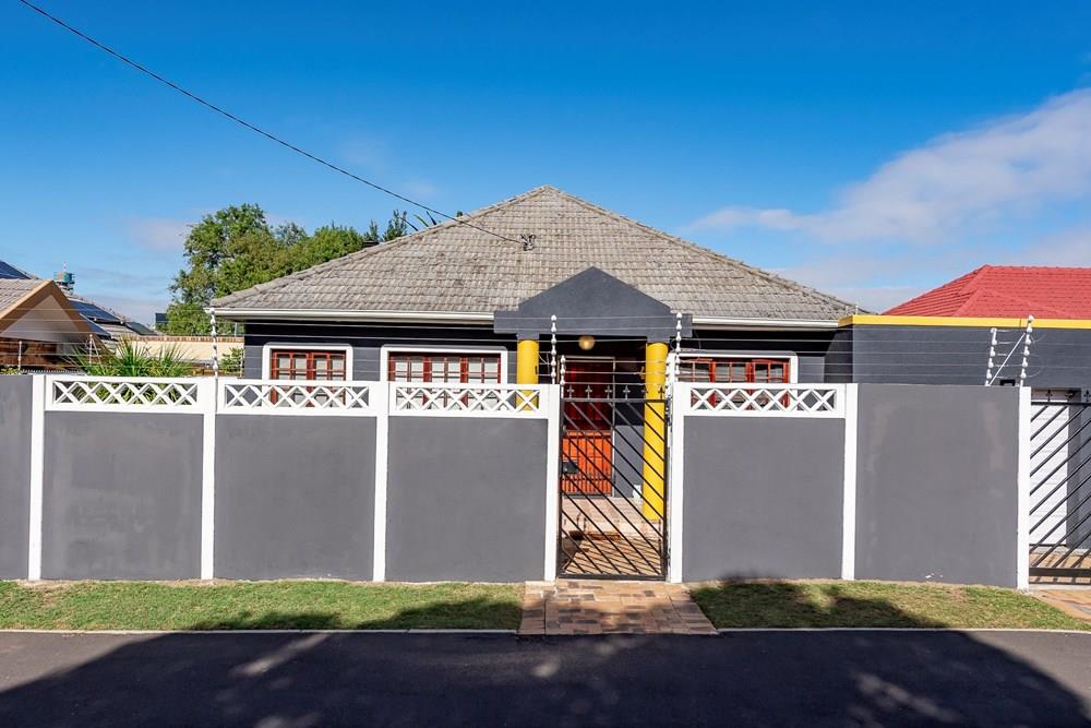 Bellville Family home with granny flat