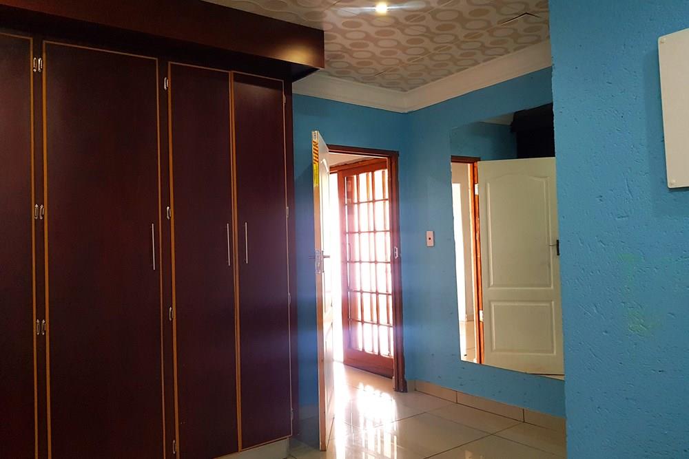 FAMILY HOME FOR SALE IN GOLDEN ACRES ESTATE, TZANEEN