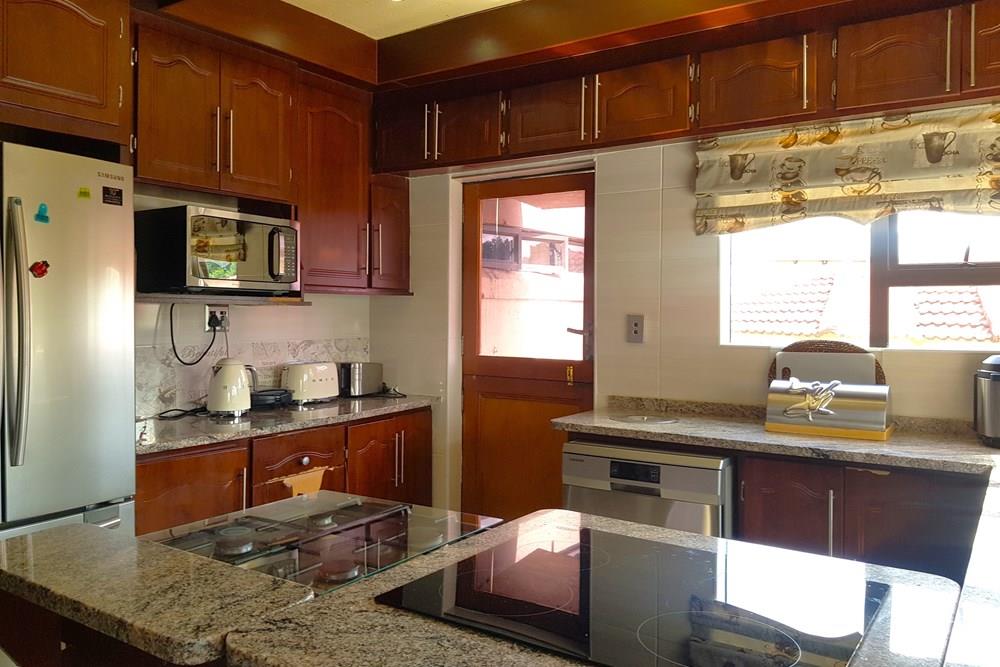 FAMILY HOME FOR SALE IN GOLDEN ACRES ESTATE, TZANEEN