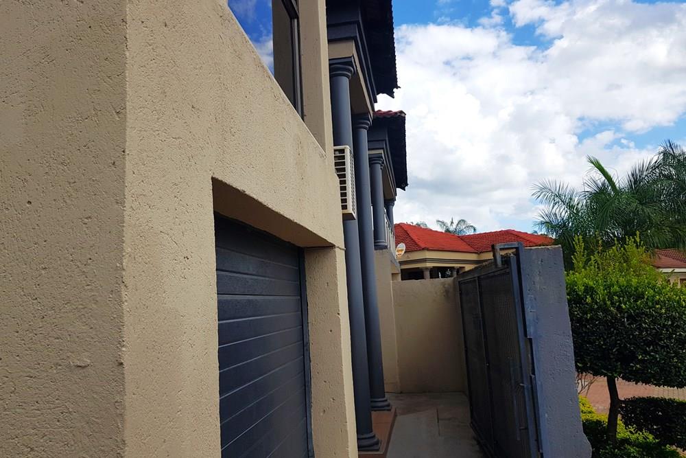FAMILY HOME FOR SALE IN GOLDEN ACRES ESTATE, TZANEEN