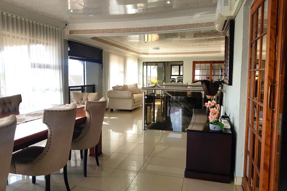 FAMILY HOME FOR SALE IN GOLDEN ACRES ESTATE, TZANEEN