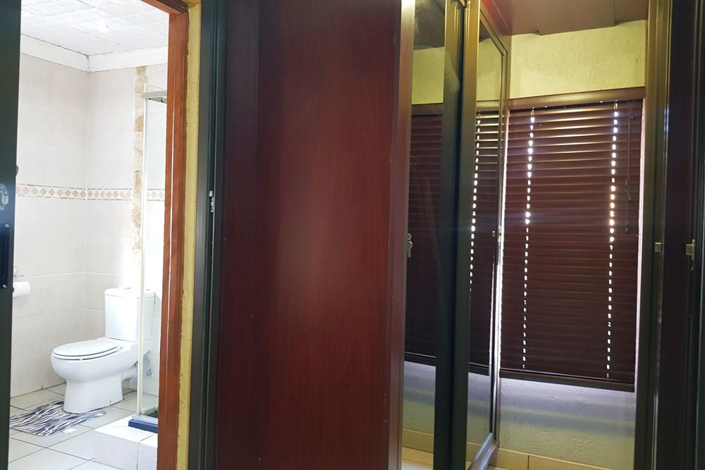 FAMILY HOME FOR SALE IN GOLDEN ACRES ESTATE, TZANEEN