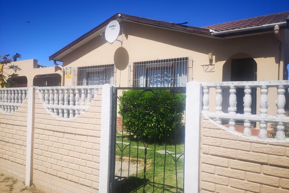 3 bedroom for Sale in Devon Park