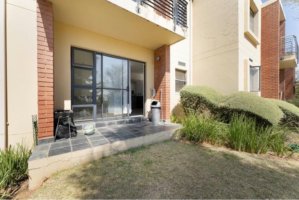 A Luxurious Garden Unit Apartment For Sale in Jackal Creek Golf Estate