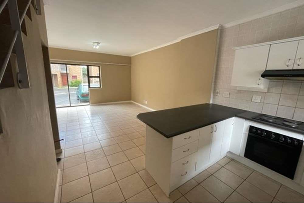 2 Bedroom Duplex Apartment to Rent in Central Brackenfell Perfect
