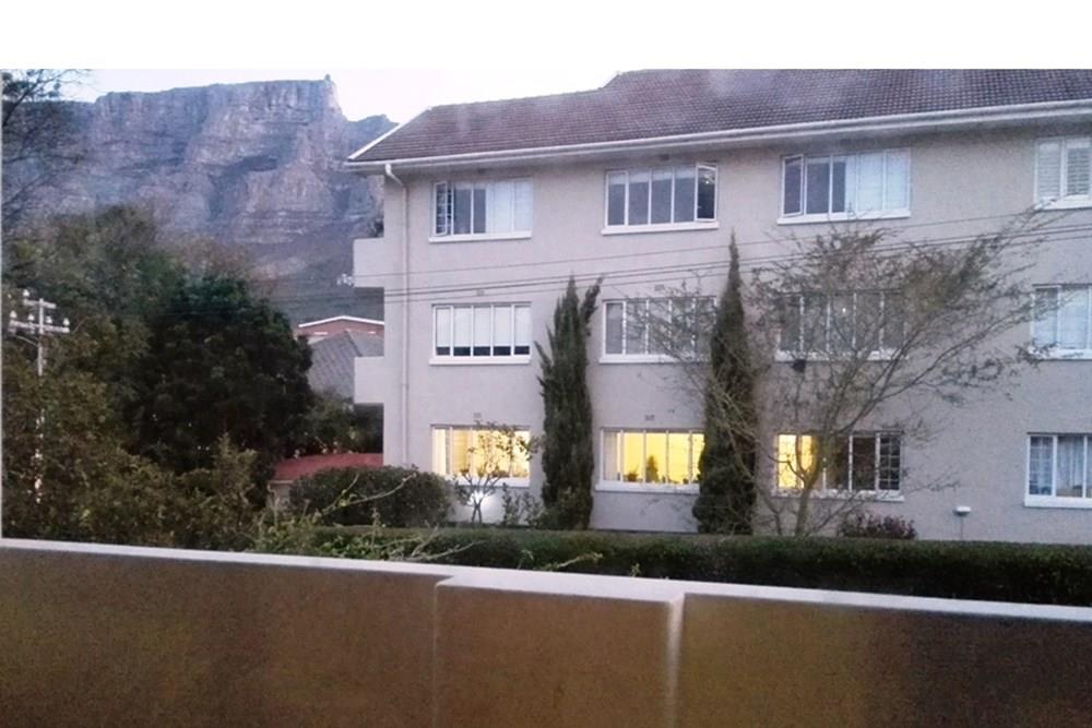 3 Bedroom Apartment Tamboerskloof