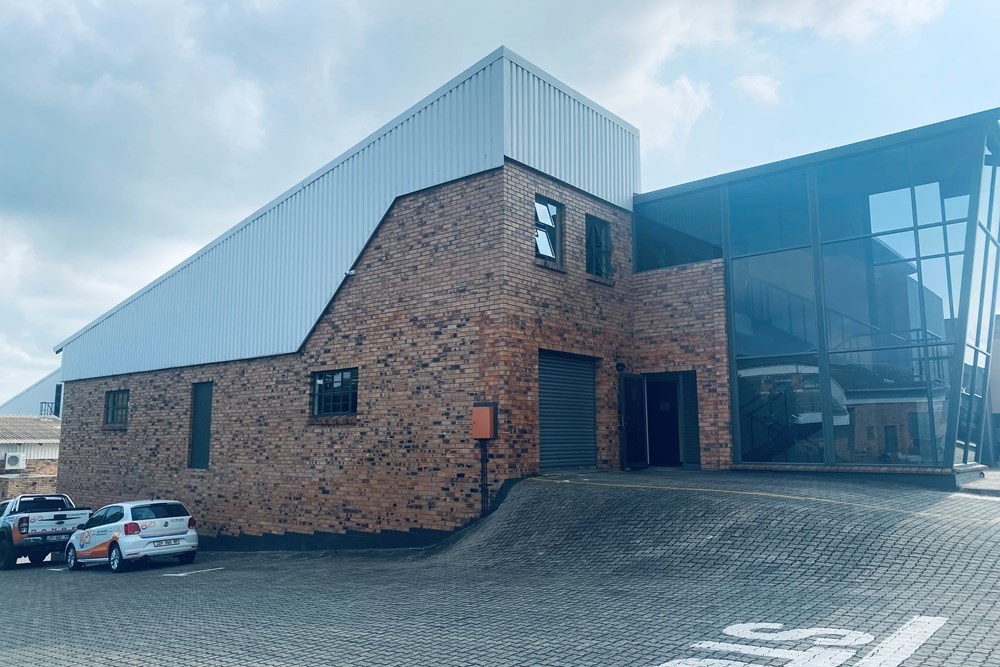 Prime location Commercial unit in Central Park, Nelspruit