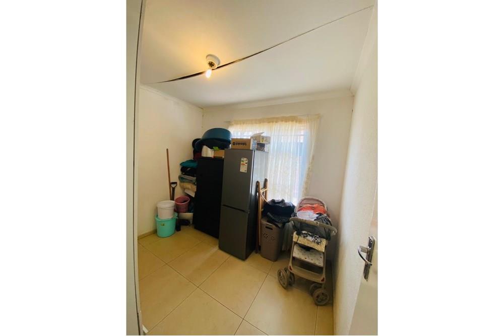 Rosslyn Garden’s 3 Bedroom Home