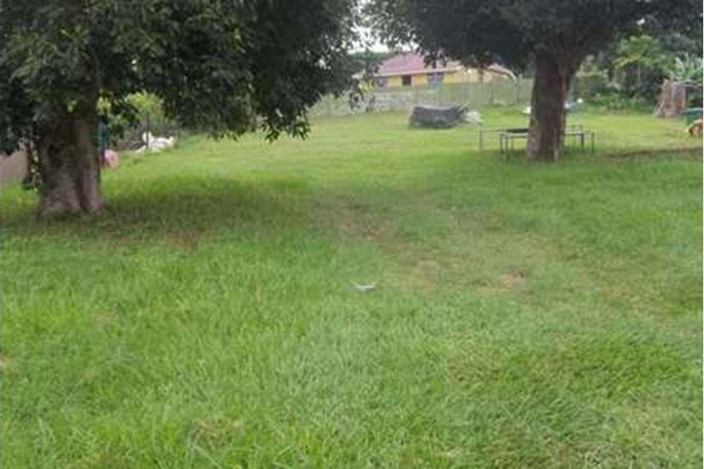 Affordable Vacant Land inside Felixton Village.