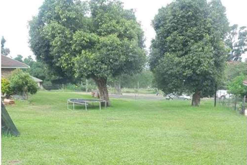Affordable Vacant Land inside Felixton Village.