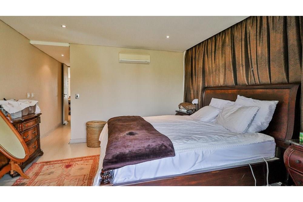 3 Bedroom House Lovely Rent located in Stunning Lombardy Estate