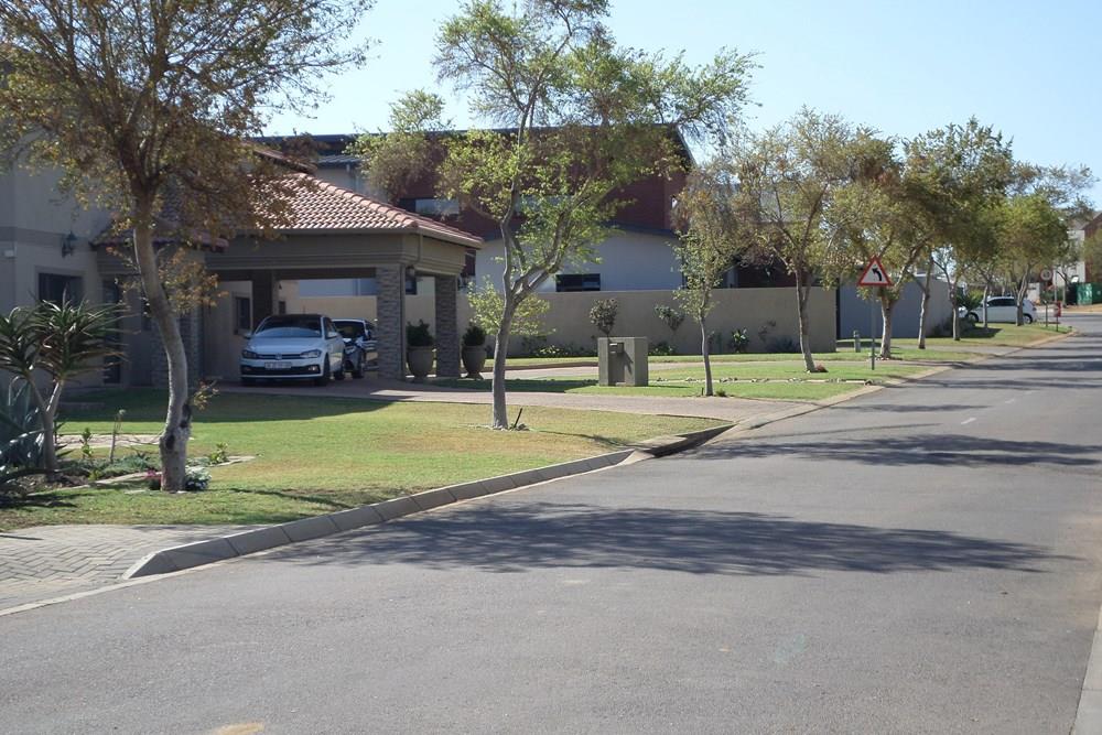 "Luxurious living at Six Fountains Residential Estate Modern Duplex