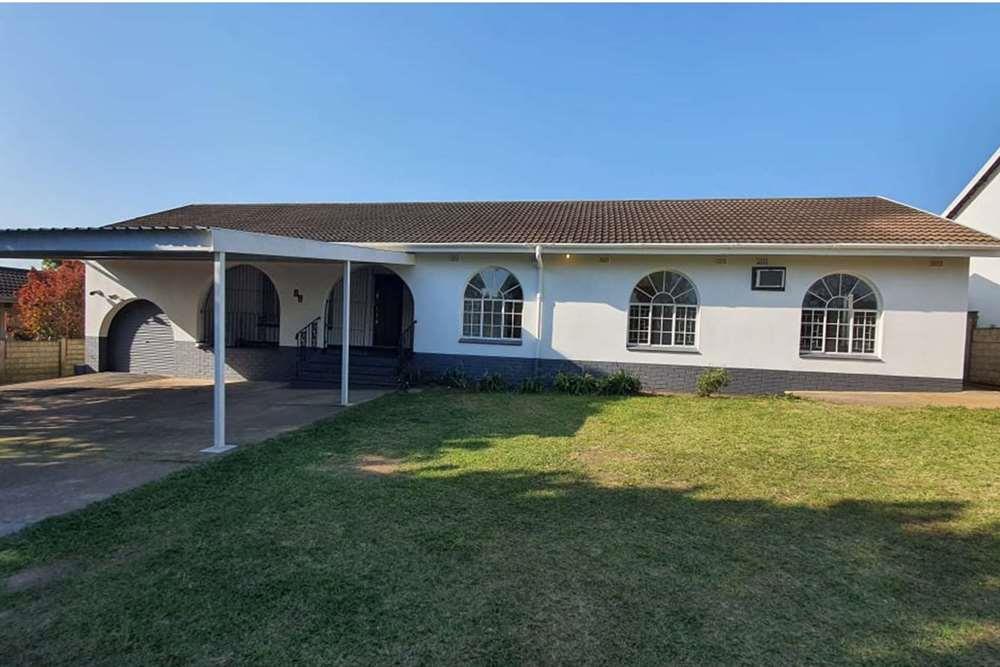 THIS ONE TICKS ALL THE BOXES AND IS MOVE IN READY to BELLEVUE