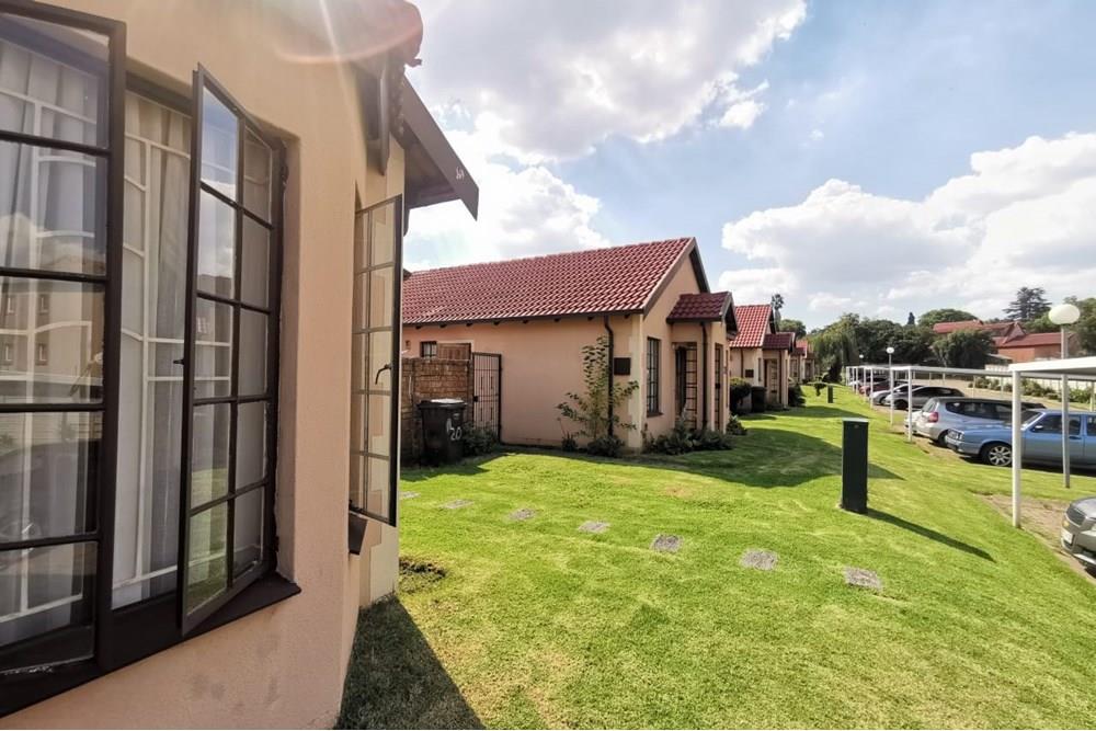 Amazing Family House for Sale in Meredale