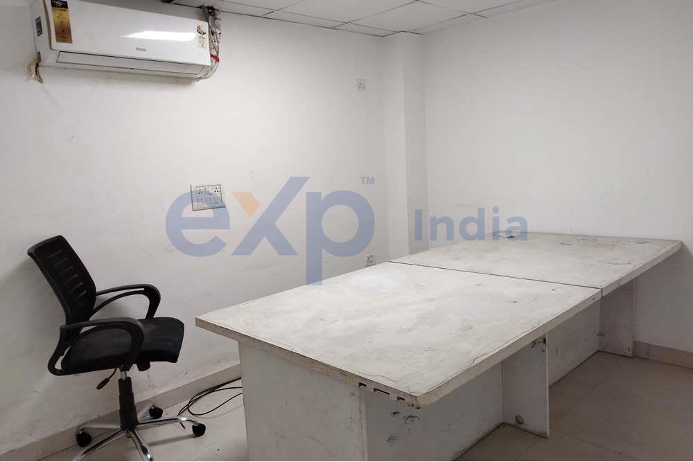 Office space for rent in Noida