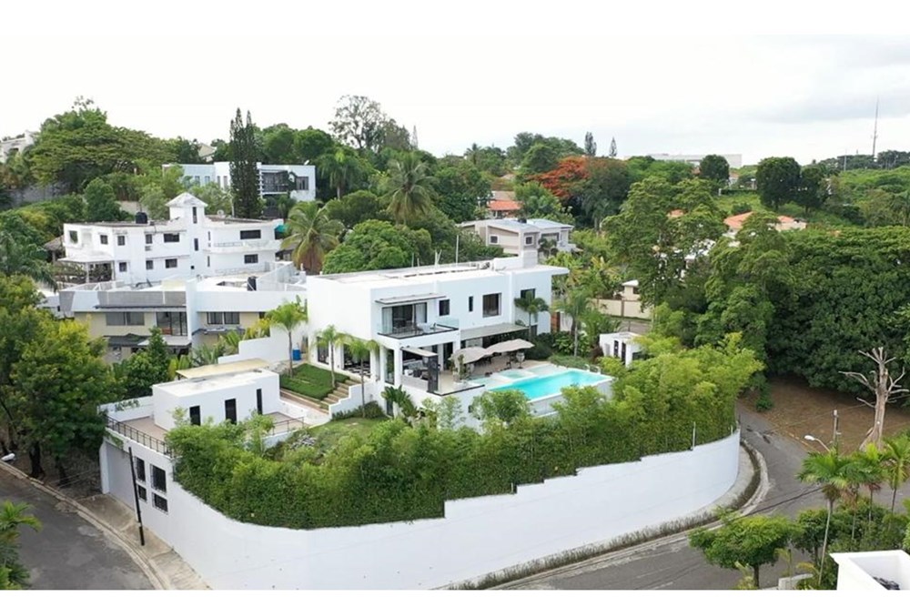 Property view 27
