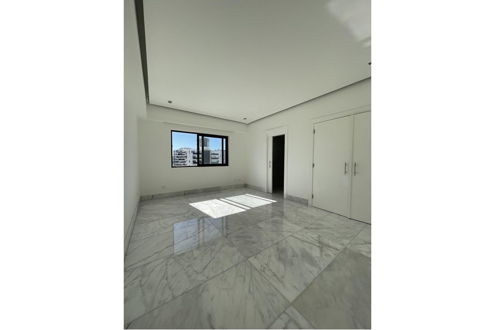 Property view 18