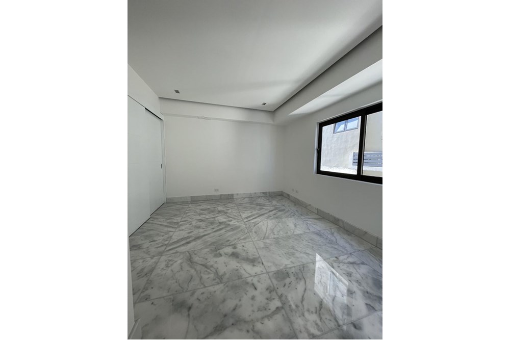 Property view 19