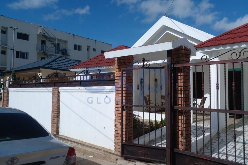 Casa en venta en el, Dorado II, Santiago.